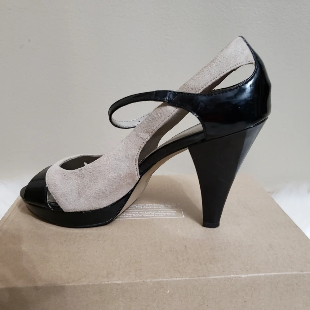 Franco Sarto Peep-Toe Dual Tone Heels size 8M - Picture 7 of 8